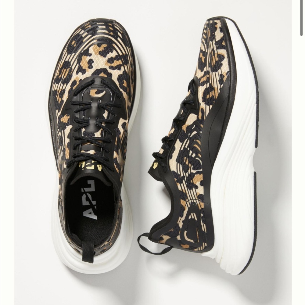Leopard APL sneakers never worn